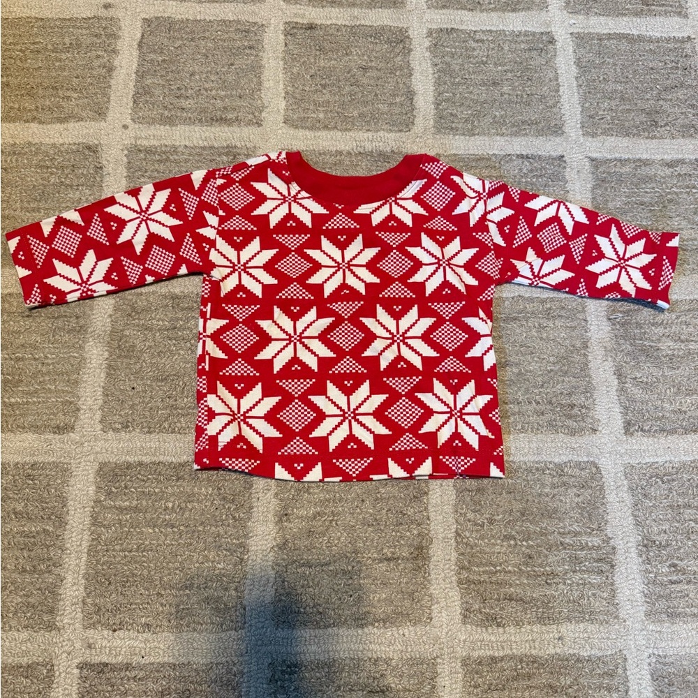 Hanna Andersson Red and White Snowflake long sleeve shirt